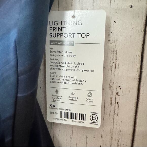 Athleta Women's Sporty Athletic Racerback Lightning Print Support Top Sz XS - Picture 11 of 16